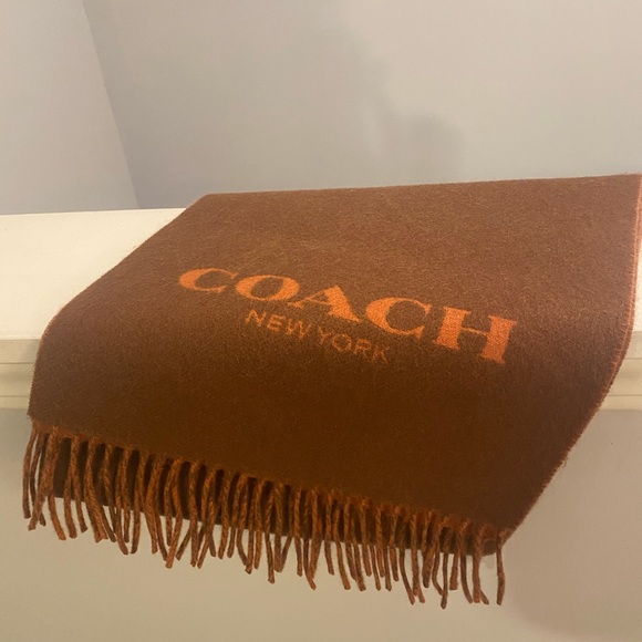 Men’s Coach Reversible Scarf - Picture 2 of 2